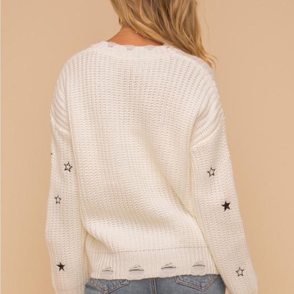 Hem & Thread Distressed Knit Star Embroidered V Neck Sweatshirt Fourth OF July - Picture 8 of 16
